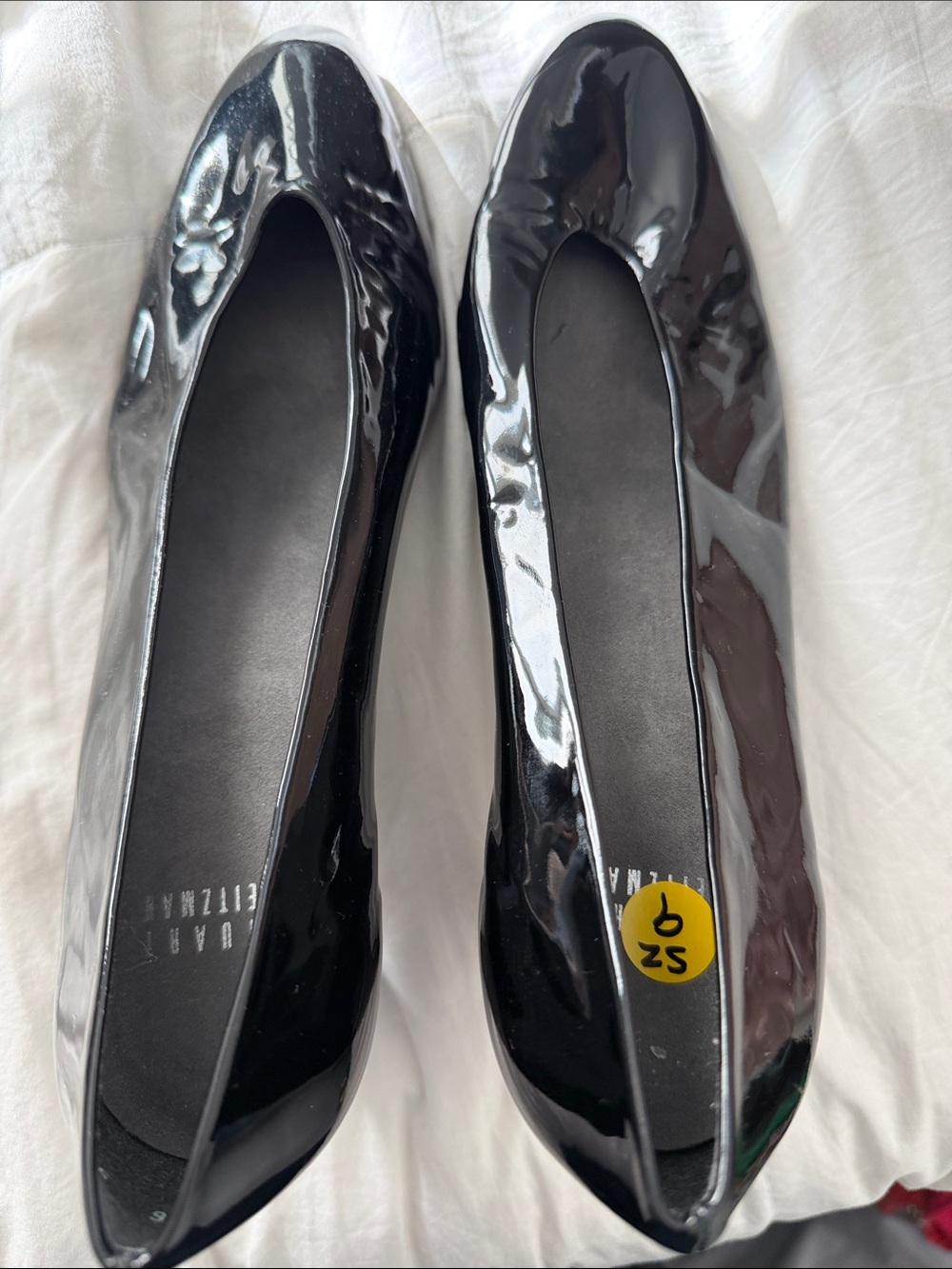 STUART WEISMANN Black Patent Leather Pumps 9